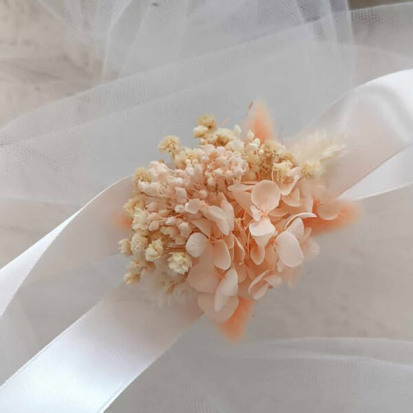 bracelet poignée sur tissu satin en fleurs séchées pêche pour femme mariage