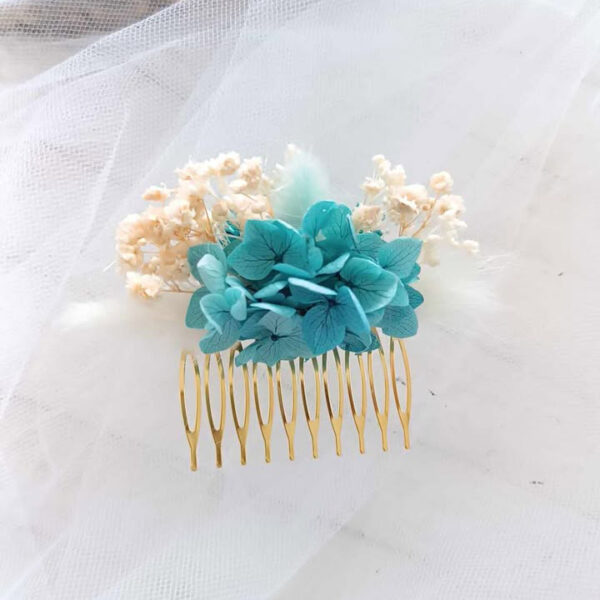 peigne cheveux en fleurs séchées bleu pour coiffure femme mariage