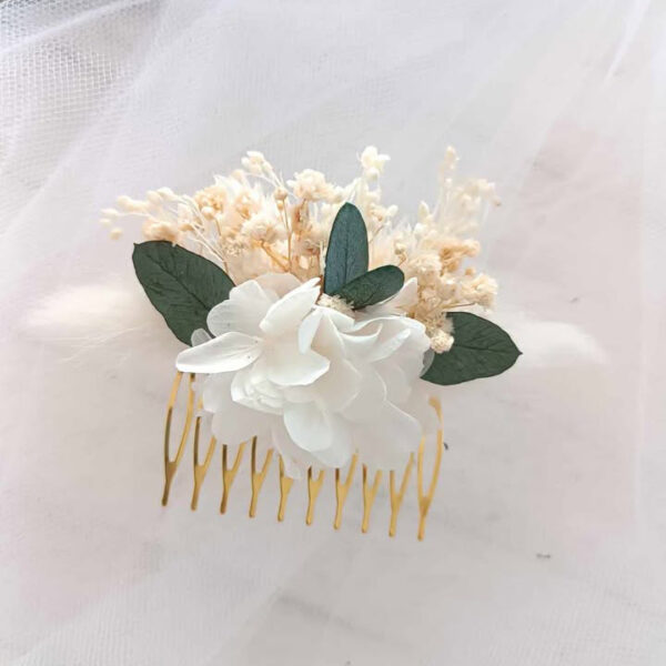 peigne cheveux en fleurs séchées pour coiffure femme mariage blanc