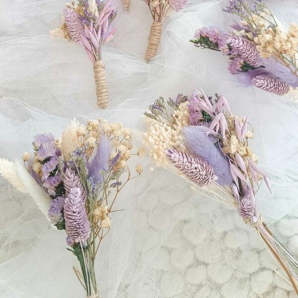 mini bouquet en fleurs séchées pour mariage ou baptême