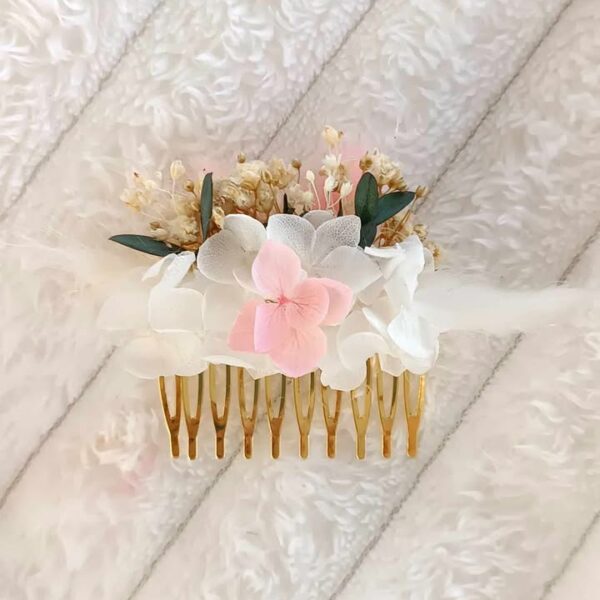 peigne cheveux en fleurs séchées pour mariage
