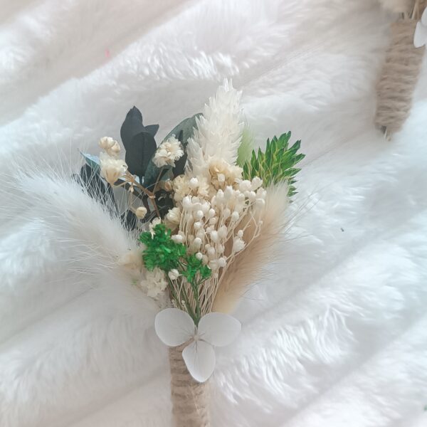 boutonnière mariage pour homme et témoin en fleurs séchées