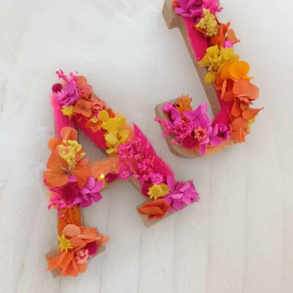 lettre fleur décoration en fleurs séchées pour mariage