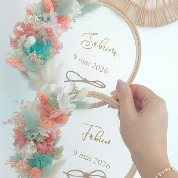 porte alliance en fleurs séchées pour mariage