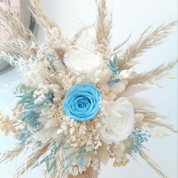 porte alliance en fleurs séchées pour mariage